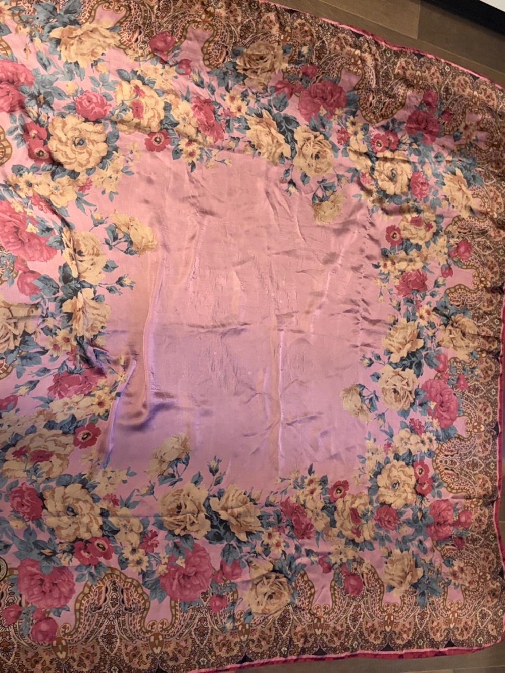 Esperanza Floral Paisley Silk Pink Scarf - Picture 12 of 14